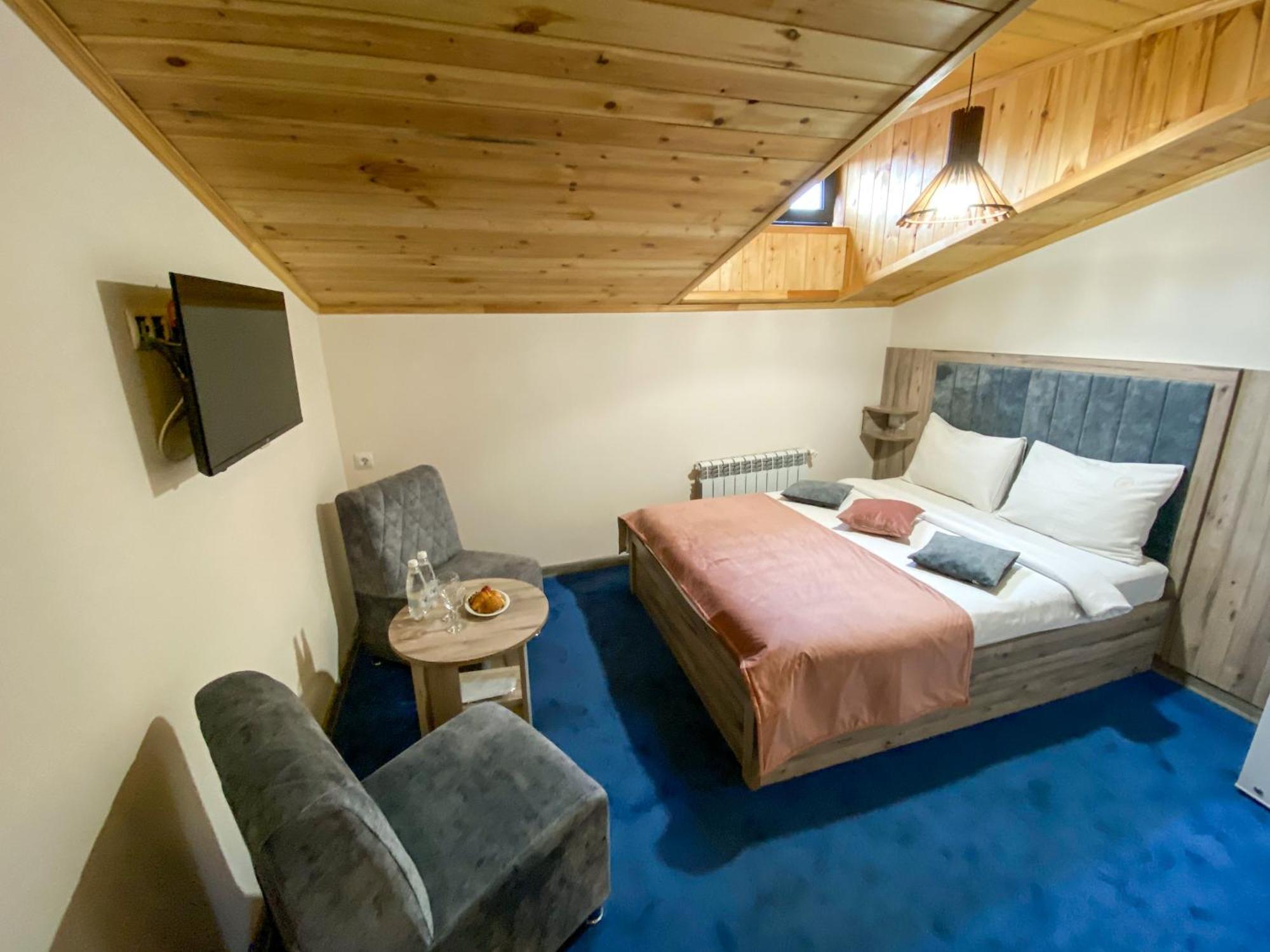 Alex Hotel エレバン 部屋 写真